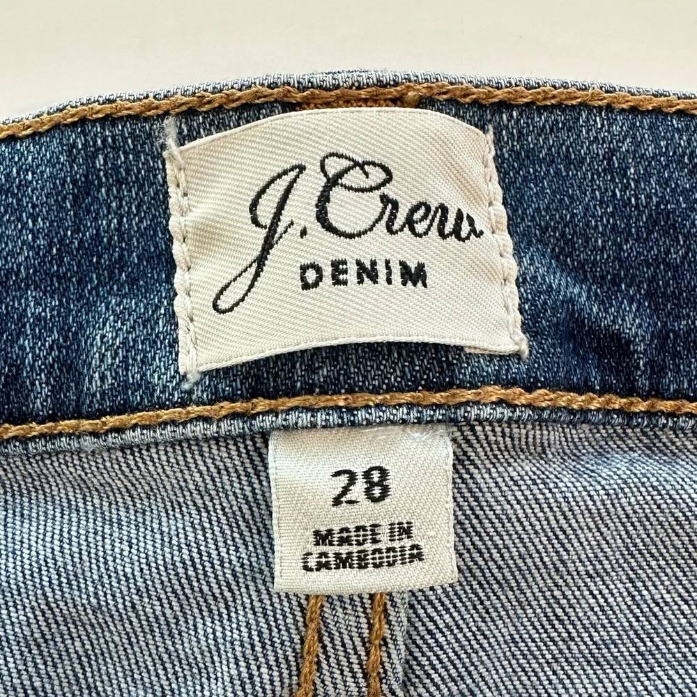 J. Crew Jeans 9” Toothpick Button Fly Raw Hem Medium Blue Denim Women’s Size 28